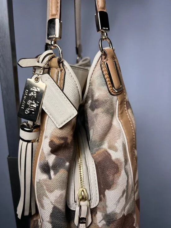 COACH F28019 Madison Floral Camo Print Fabric/Leather Phoebe Shoulder Bag - Picture 4 of 9